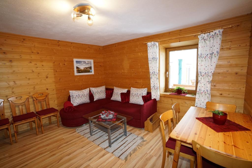 Апартаменти Haus Ruetzbach Нойштіфт-ім-Штубайталь Екстер'єр фото