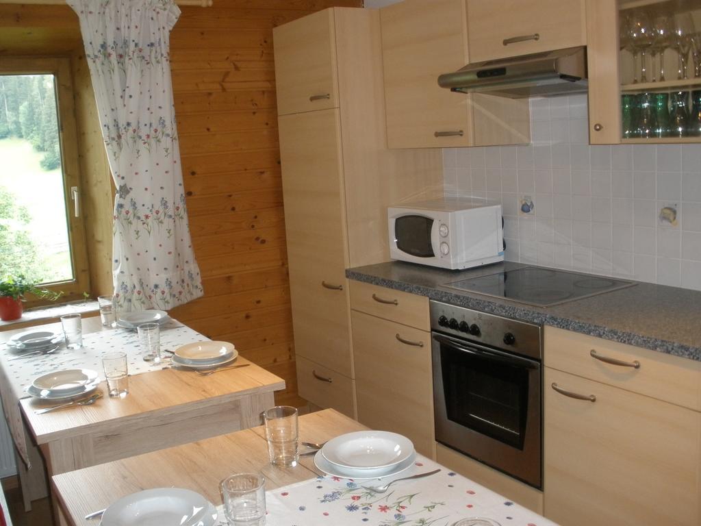 Апартаменти Haus Ruetzbach Нойштіфт-ім-Штубайталь Номер фото