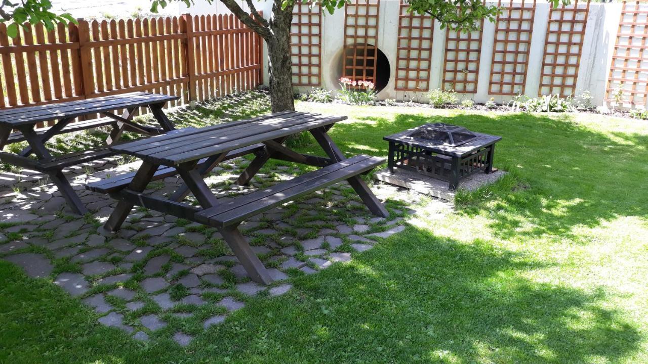 Апартаменти Haus Ruetzbach Нойштіфт-ім-Штубайталь Екстер'єр фото
